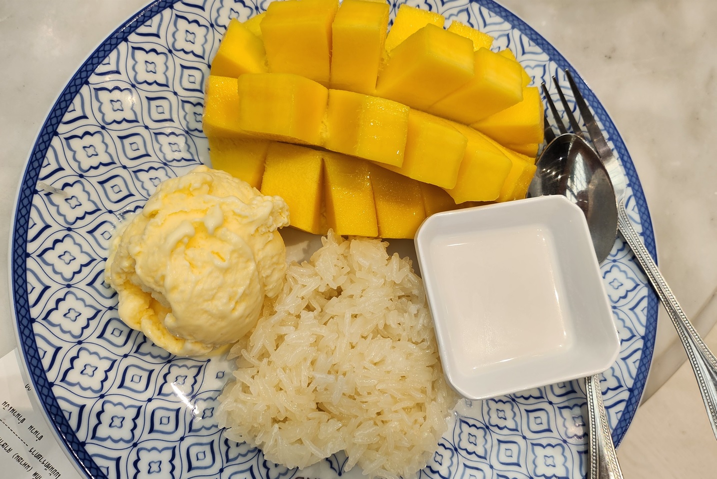 Mango sticky rice with ice cream