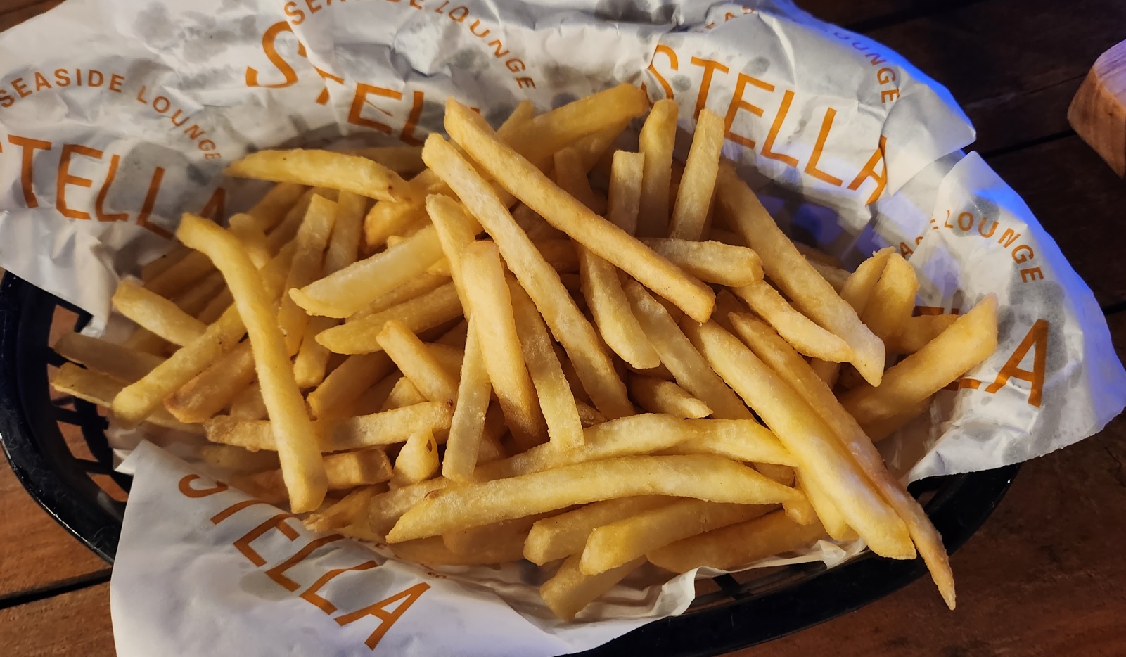 stella seaside lounge fries