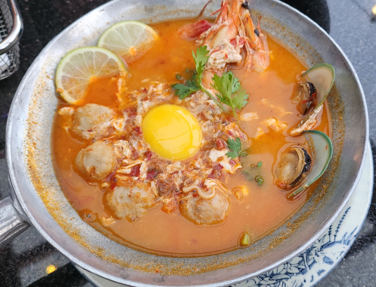 Food of Kamikaze Asian Tapas Bar - Mama Tomyum Pot