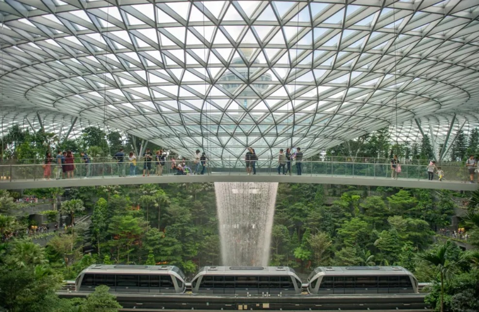 Jewel Changi Airport - Canopy Bridge
